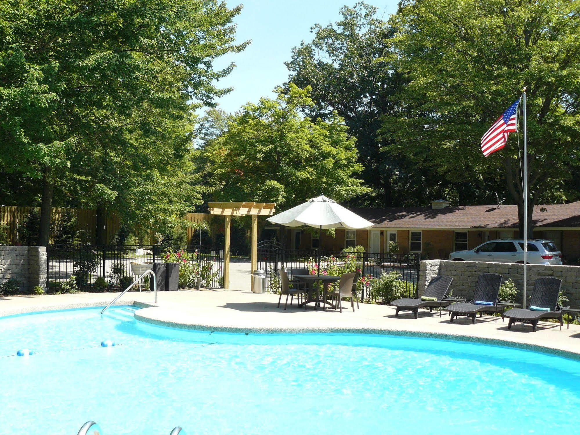 The Saugatuck Retro Resort Exterior foto