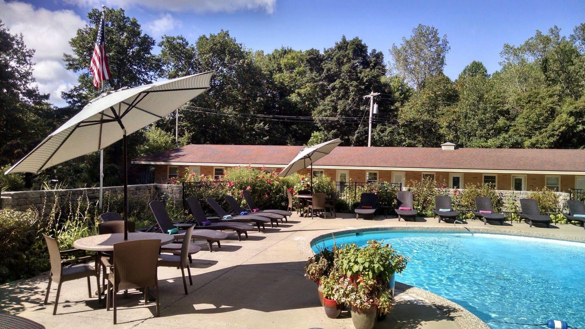The Saugatuck Retro Resort Exterior foto